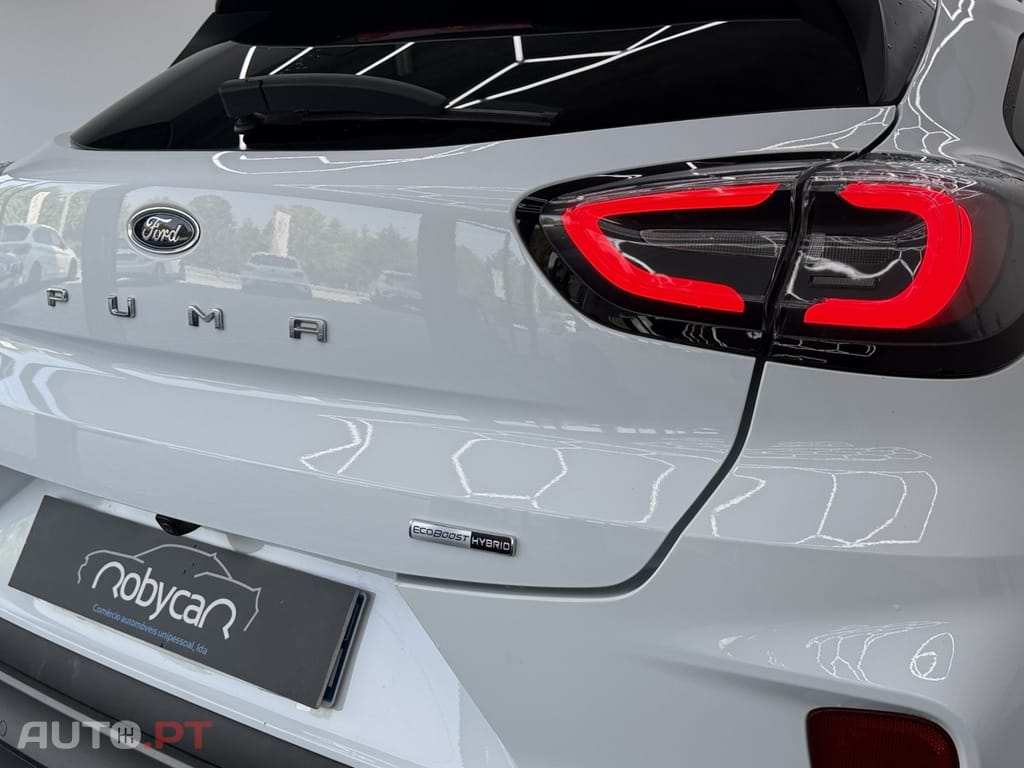 Ford Puma 1.0 EcoBoost MHEV Titanium Design