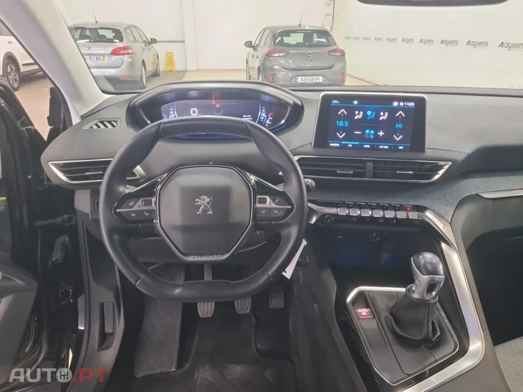 Peugeot 3008 1.5 BlueHDi Allure