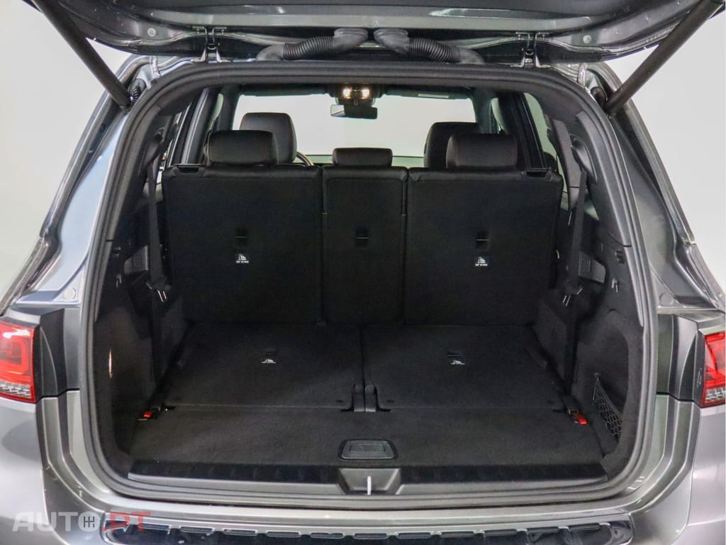 Mercedes-Benz GLB 180 180 d AMG Line