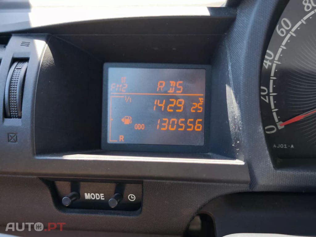 Toyota iQ 1.0 VVT-i
