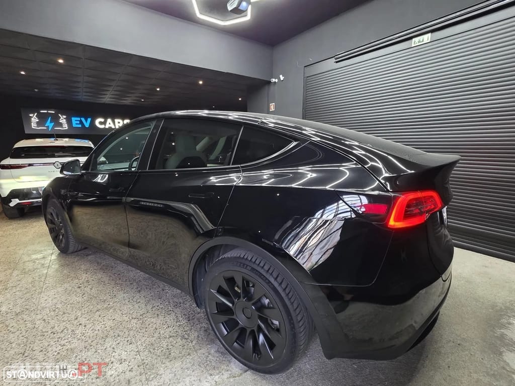 Tesla Model Y Long Range Dual Motor AWD