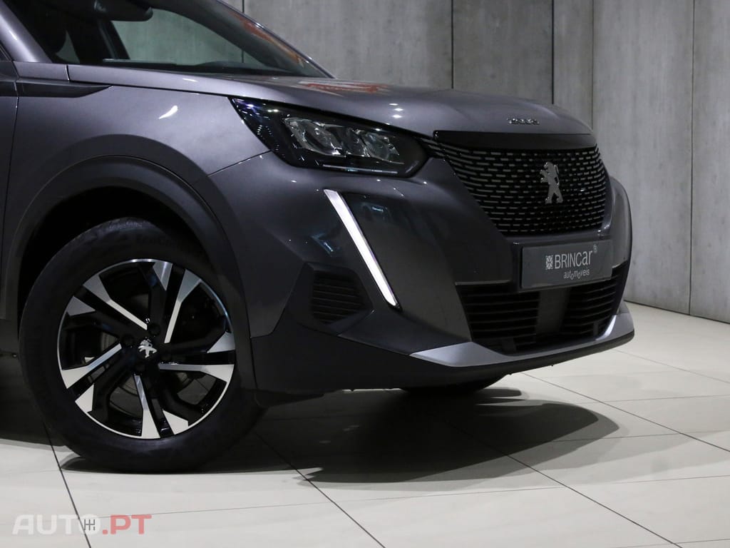 Peugeot 2008 1.2 PureTech Allure EAT8