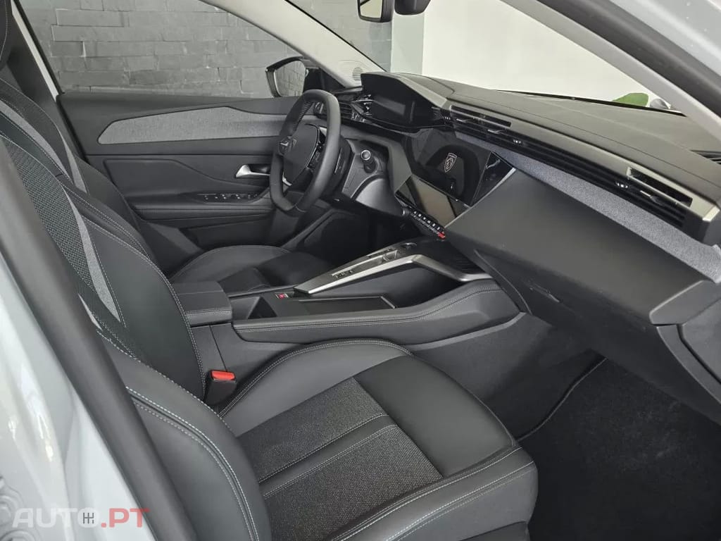 Peugeot 308 SW 1.2 PureTech Allure EAT8