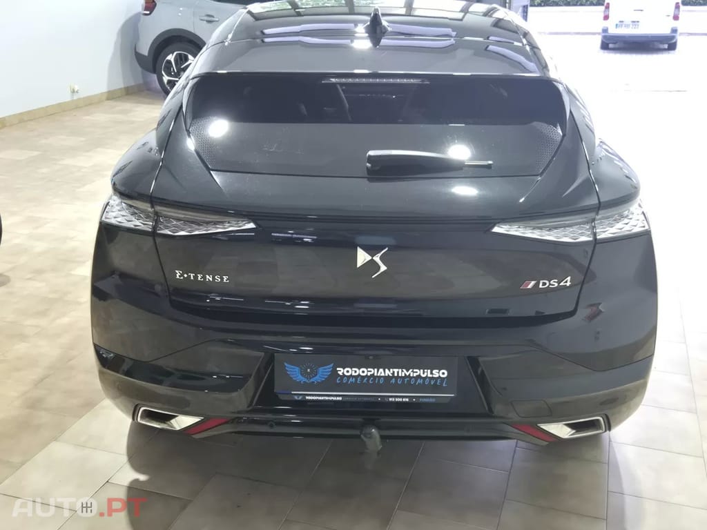 DS DS4 E-Tense Performance Line EAT8