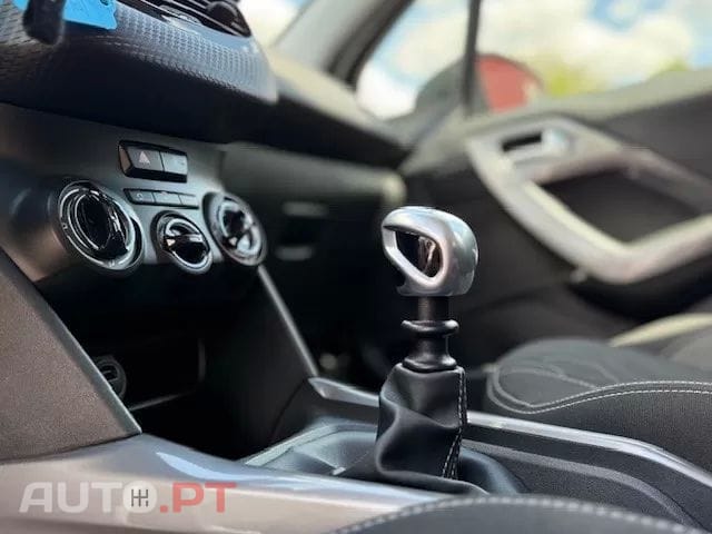 Peugeot 2008 other_Outro