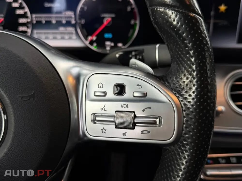 Mercedes-Benz E 300 de AMG Line