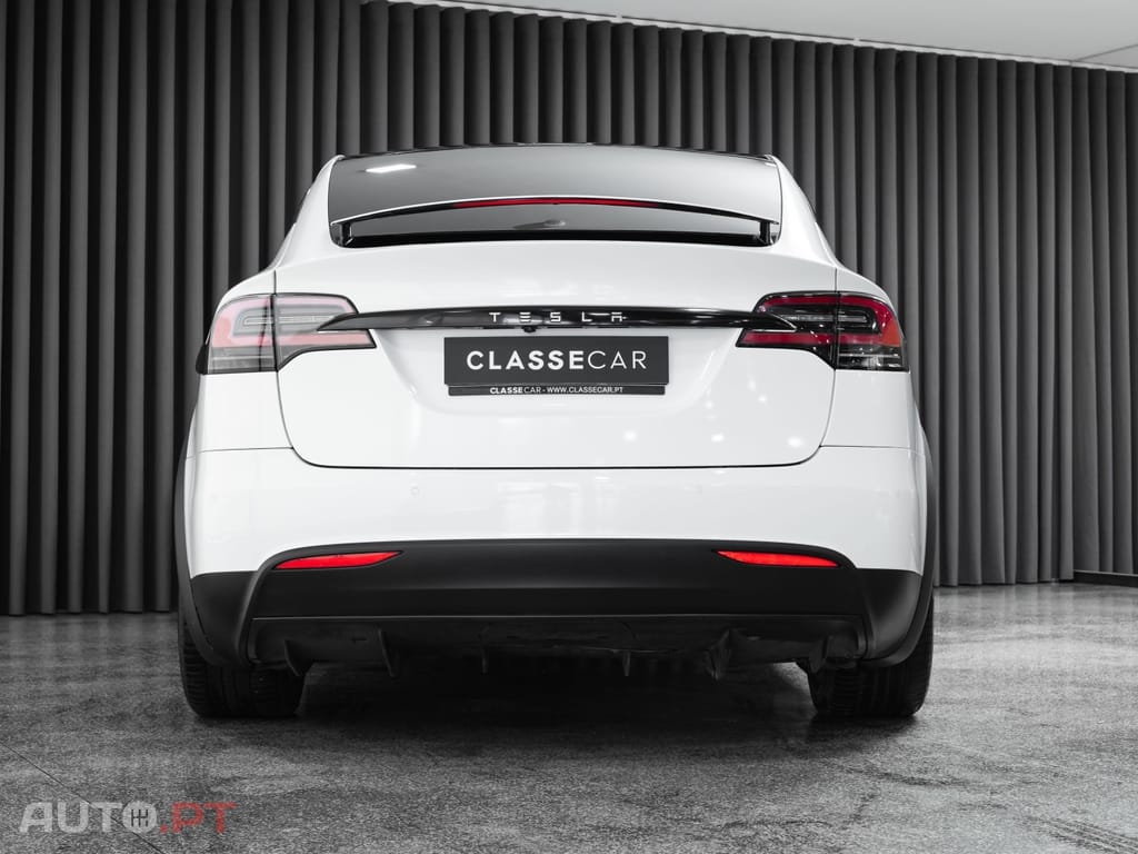 Tesla Model X Ludicrous Performance