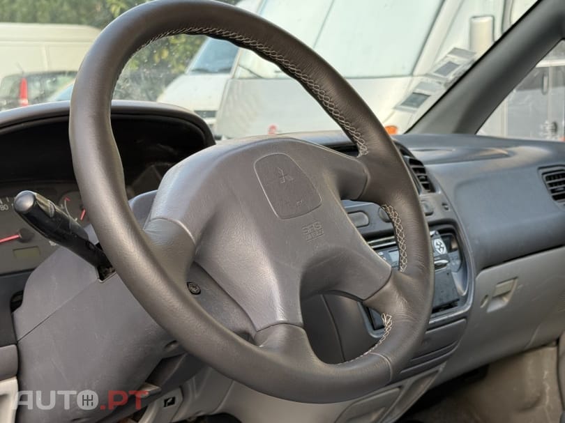 Mitsubishi Space Gear 2.5 TD GLX
