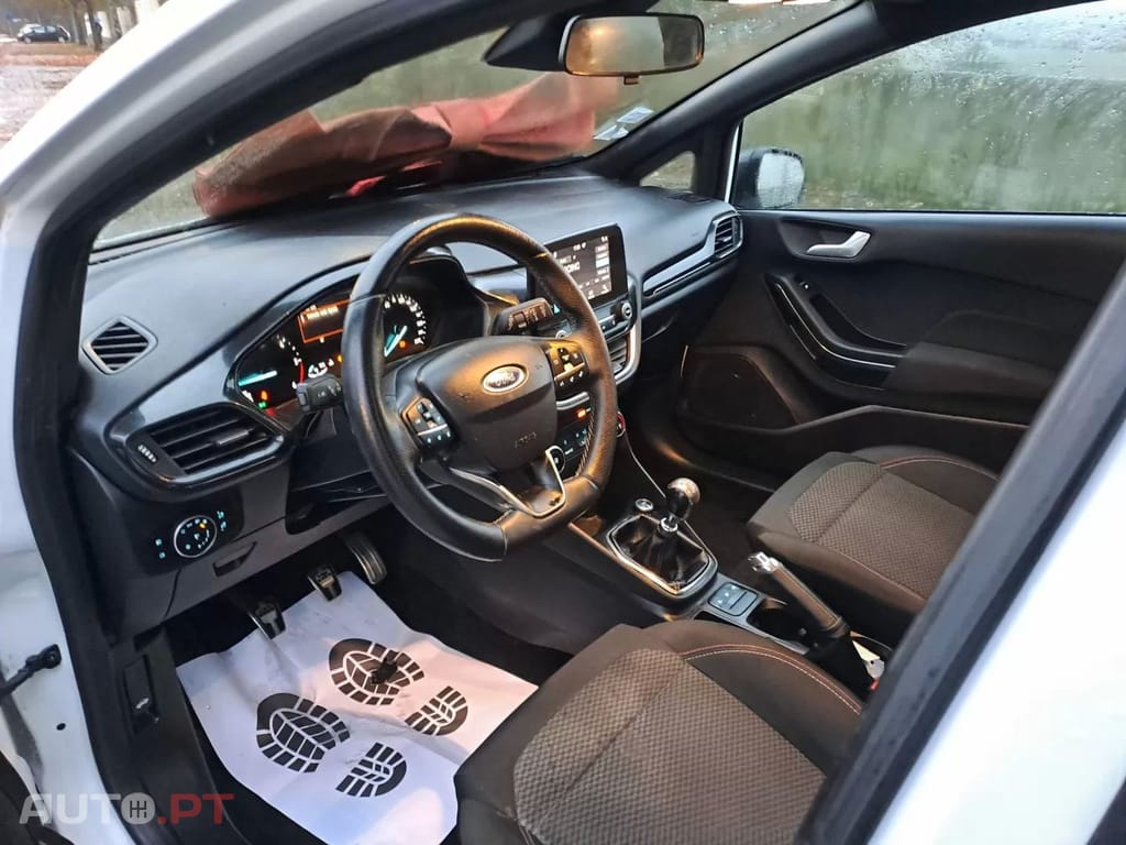 Ford Fiesta 1.5 TDCI ST LINE