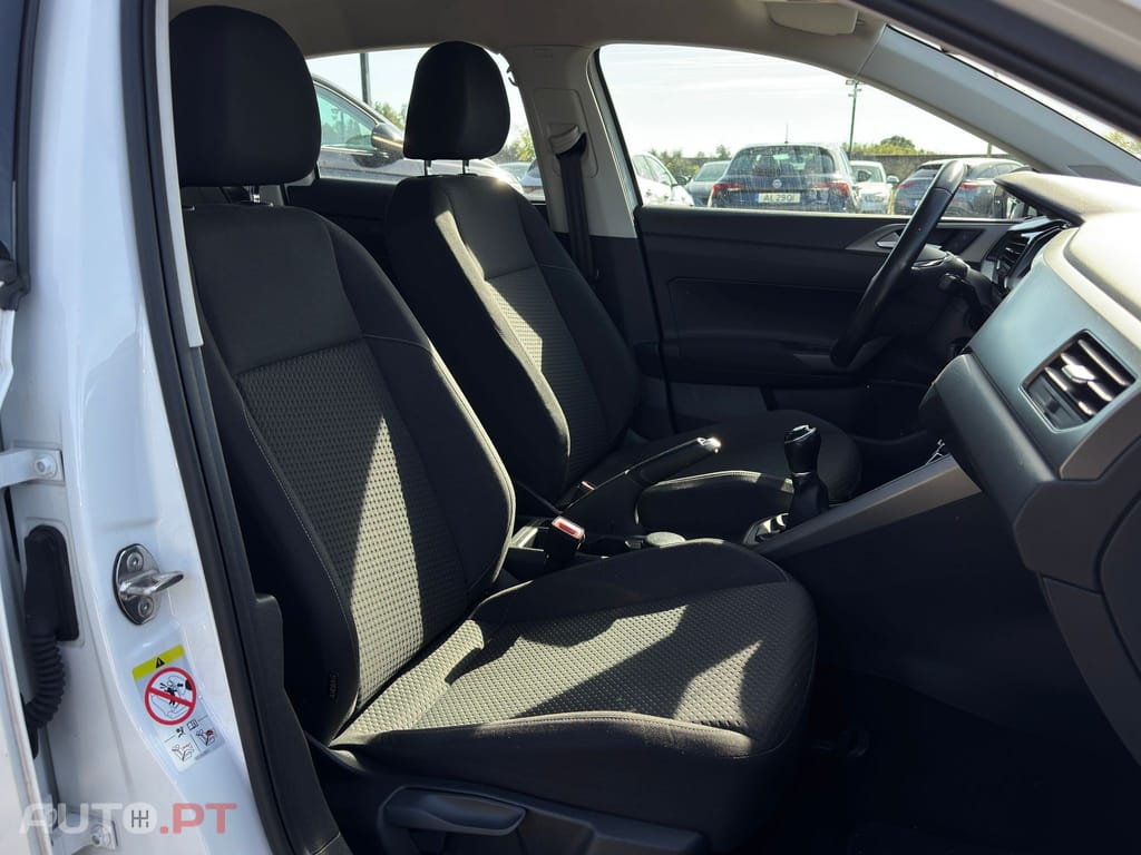 Volkswagen Polo 1.0 Confortline