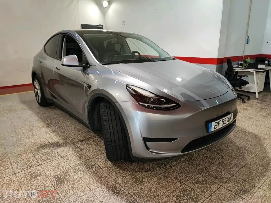 Tesla Model Y Tração Traseira