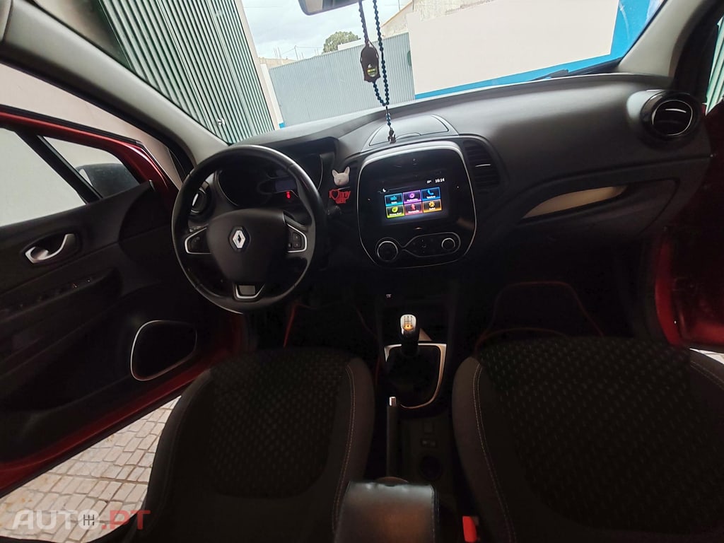 Renault Captur Aaa