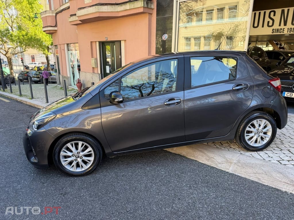 Toyota Yaris 1.0 VVT-i Comfort +PS Style +P.Techno