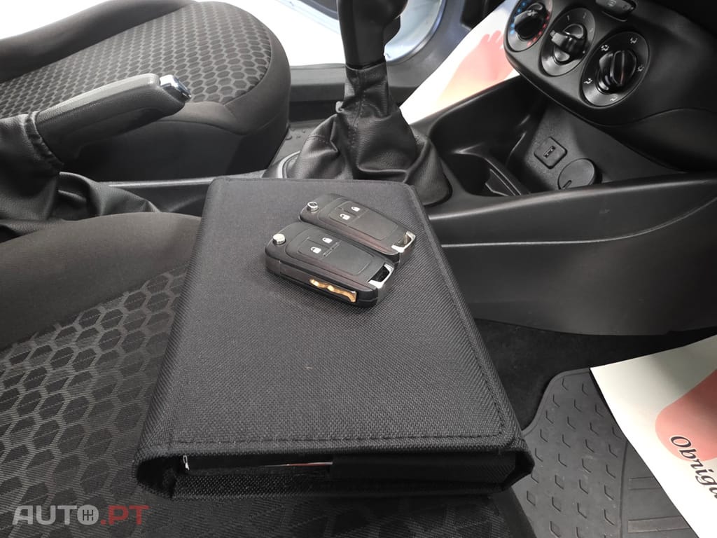 Opel Corsa 1.3 CDTI VAN IVA DEDUTÍVEL