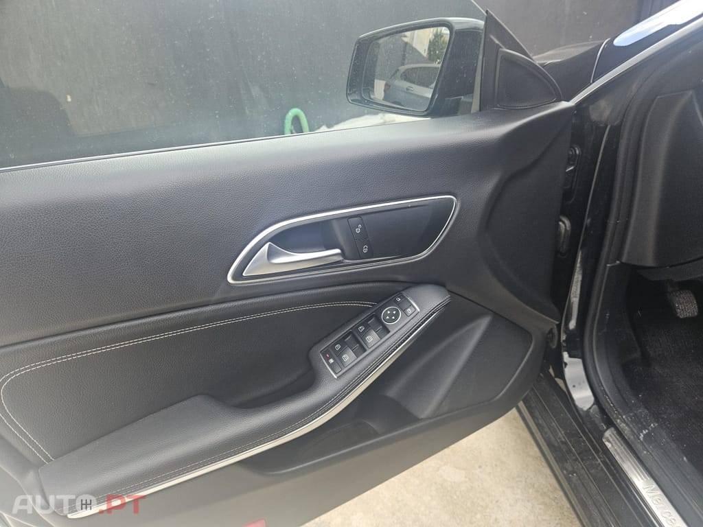Mercedes-Benz CLA 180 d Shooting Brake