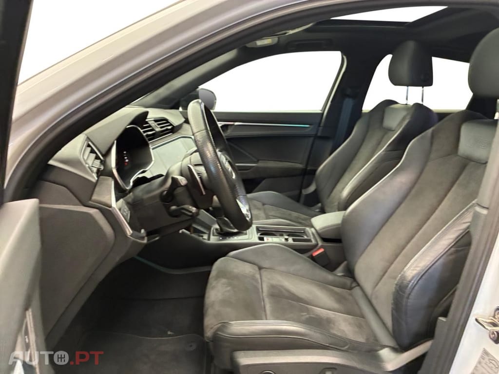 Audi RSQ3 2.5 TFSI S Tronic