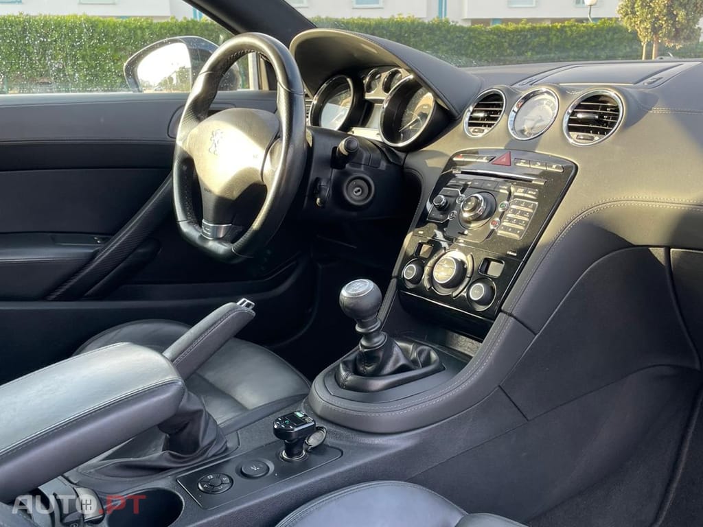 Peugeot RCZ 1.6 THP 200cv