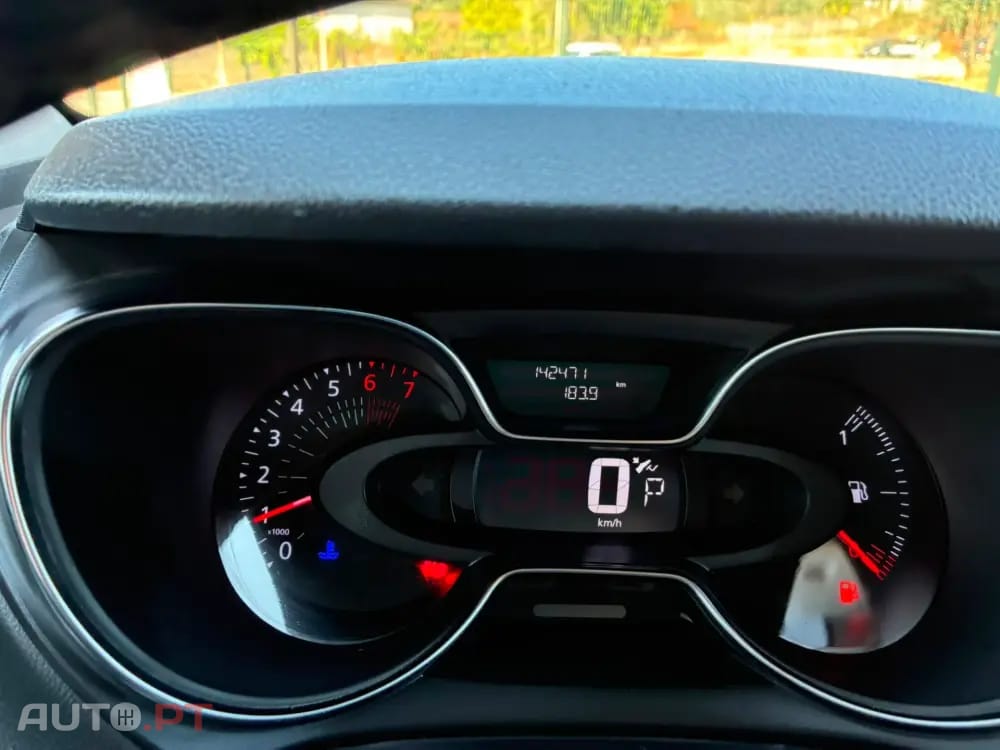 Renault Captur 1.2 TCe Initiale Paris EDC