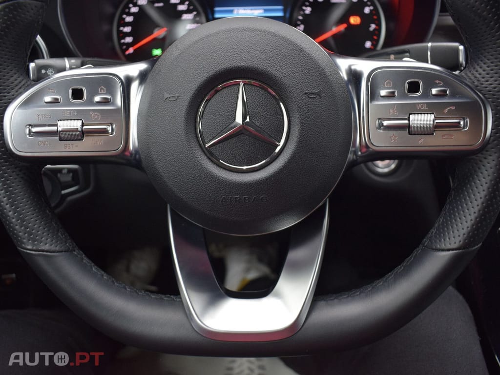 Mercedes-Benz GLC 300 e 4M Coupé AMG Pack  Night