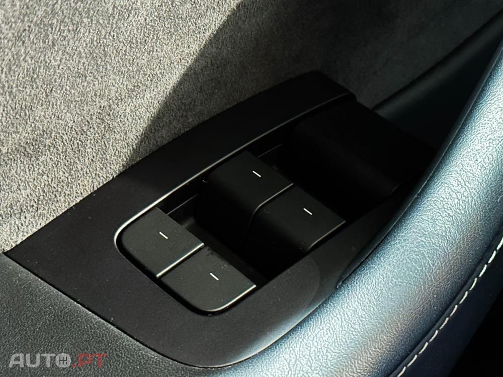 Tesla Model Y Standard