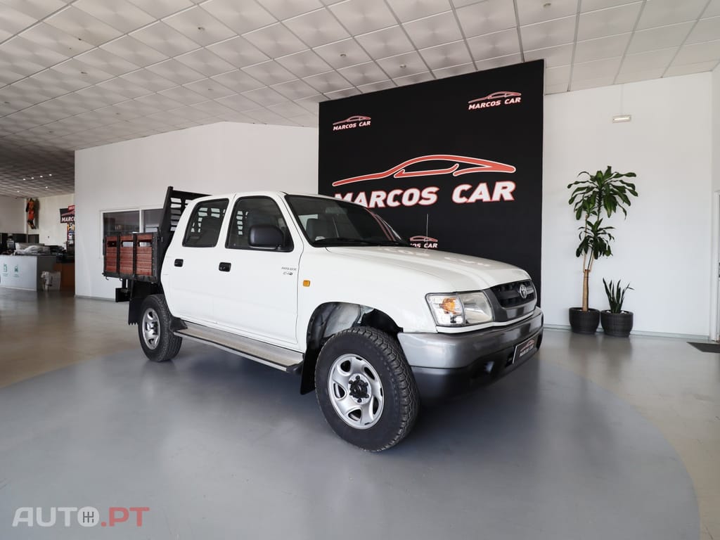 Toyota Hilux 2.5 D-4D CE AC