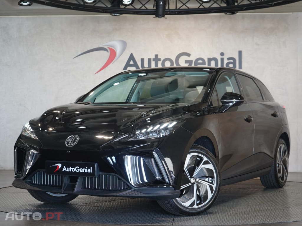 MG MG4 64 kWh Luxury