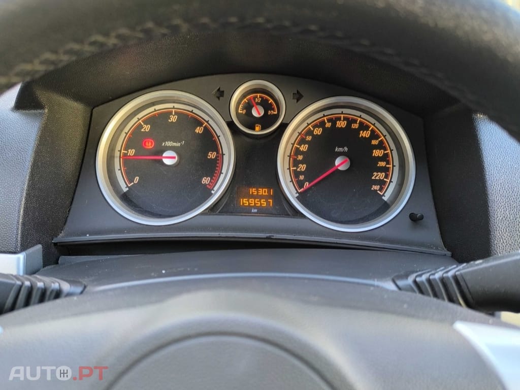 Opel Astra GTC 1.7