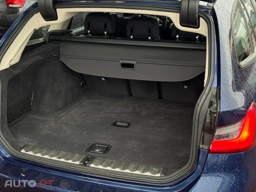 BMW 318 d Touring Sport