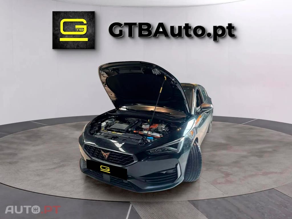 Cupra Leon 1.4 e-Hybrid VZ 245CV