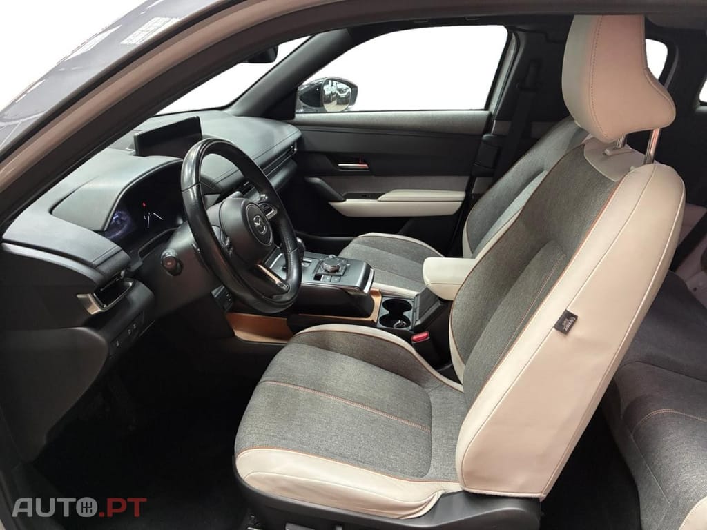 Mazda MX-30 e-SKYACTIV