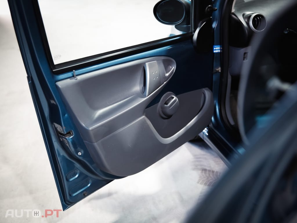Toyota Aygo 1.0