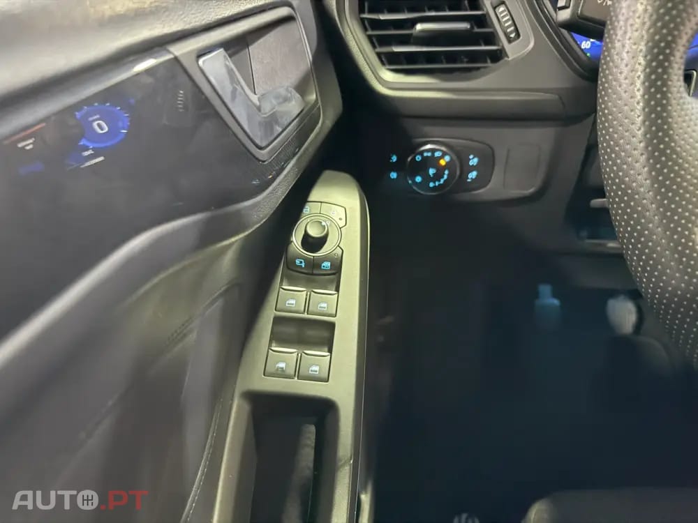 Ford Focus SW 1.0 EcoBoost MHEV ST-Line