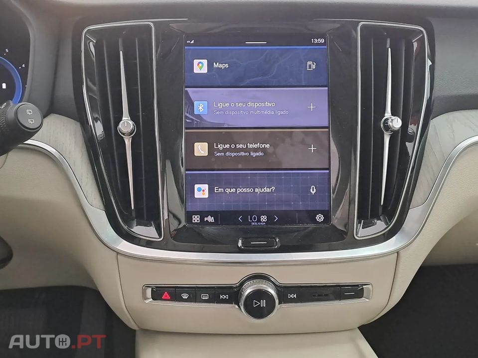 Volvo V60 2.0 B4 Core Auto