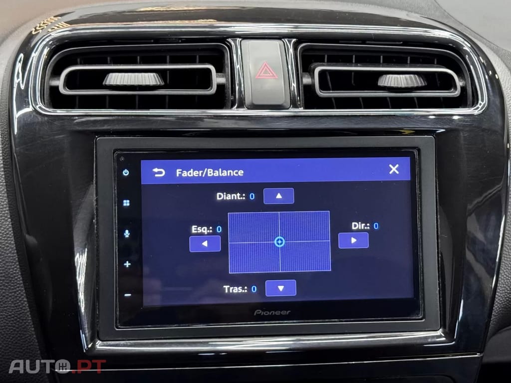 Mitsubishi Space Star 1.2 Intense Connect Edition