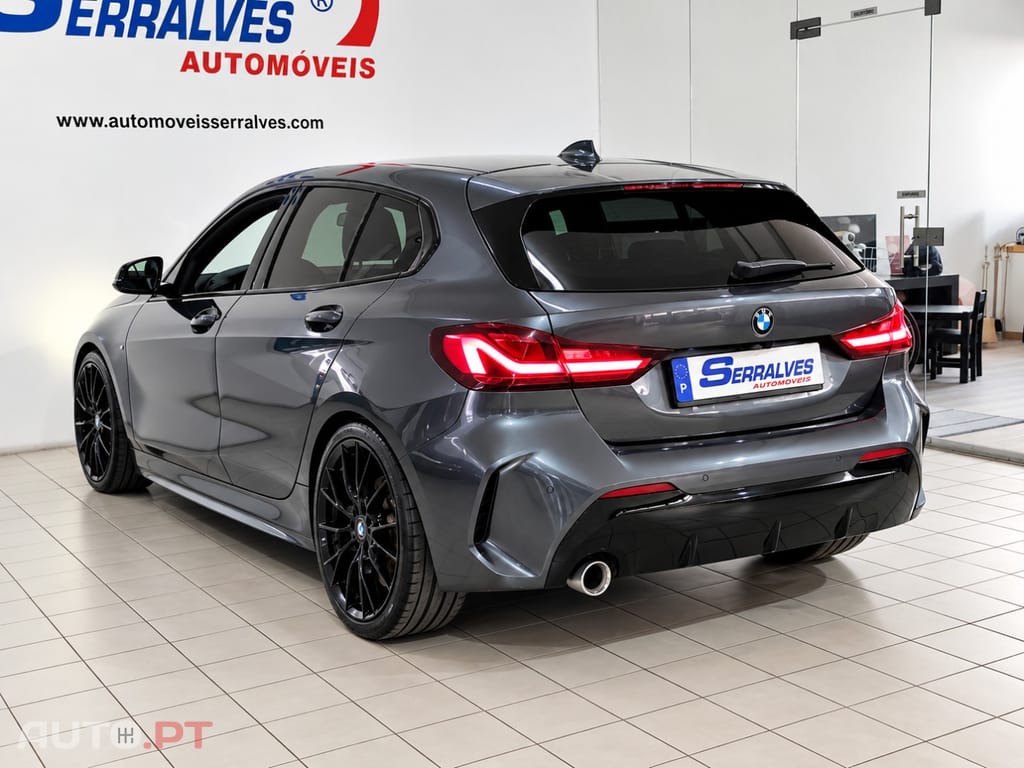 BMW 116 d Pack Desportivo M Auto