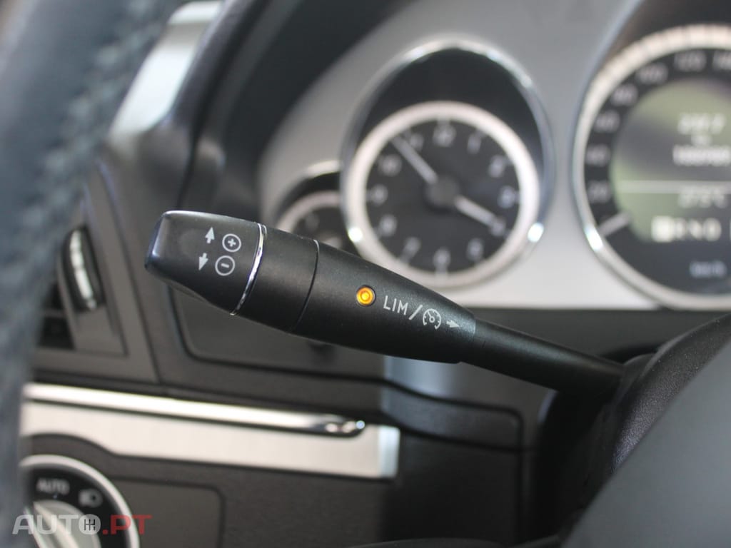 Mercedes-Benz E 250 CGi Avantgarde BlueEfficiency Auto