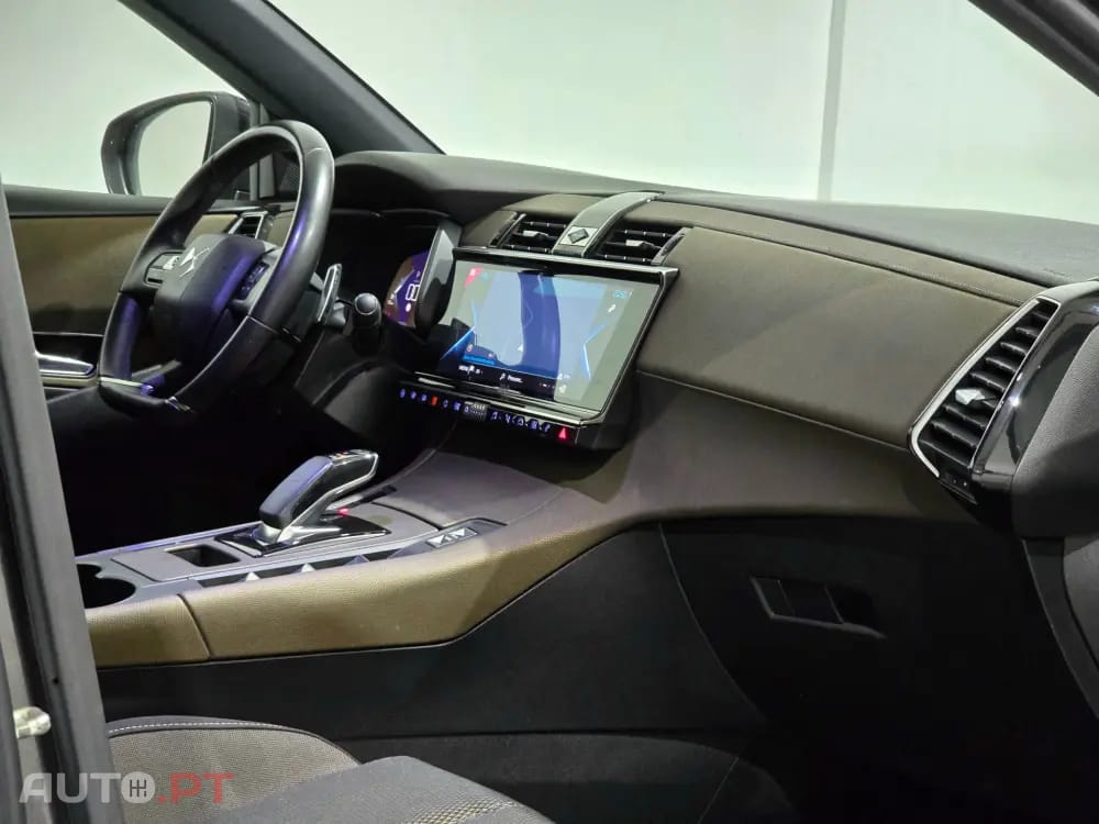 DS DS7 Crossback E-Tense Bastille+ EAT8