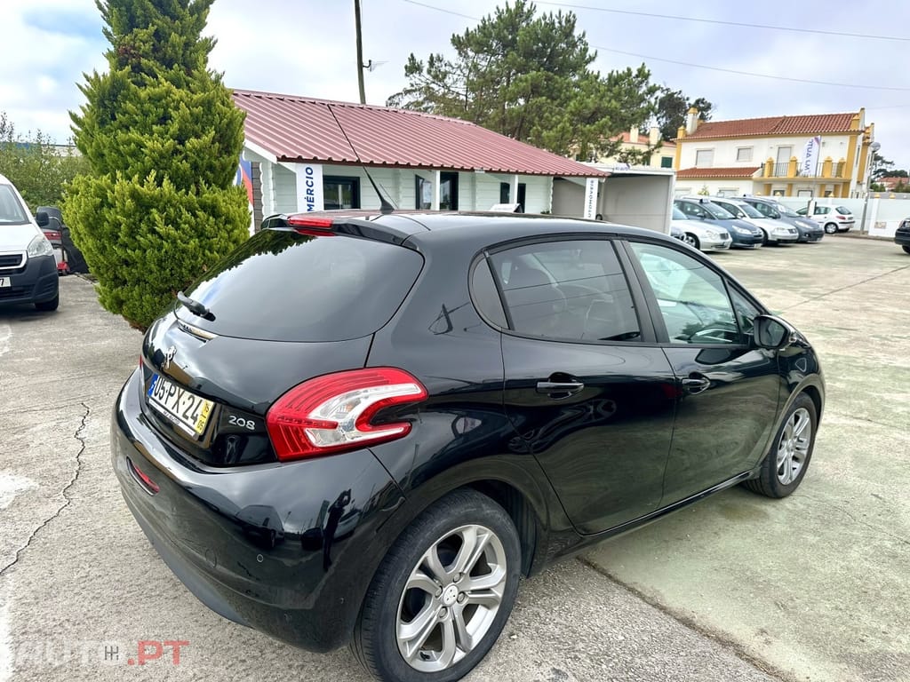 Peugeot 208 1.2 VTi Allure
