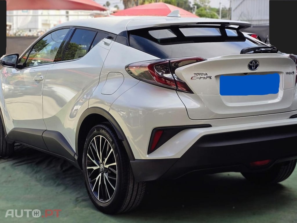 Toyota C-HR 1.8 HSD EXCLUSIV / P.LUXURY