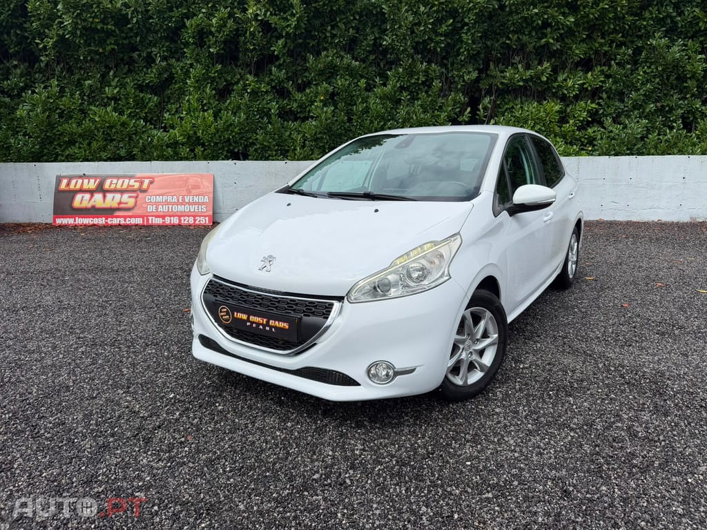 Peugeot 208 1.6 BlueHDi Style