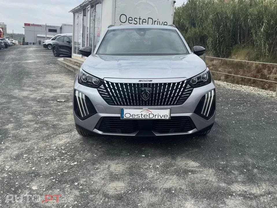 Peugeot 2008 1.2 Hybrid Allure e-DCS6