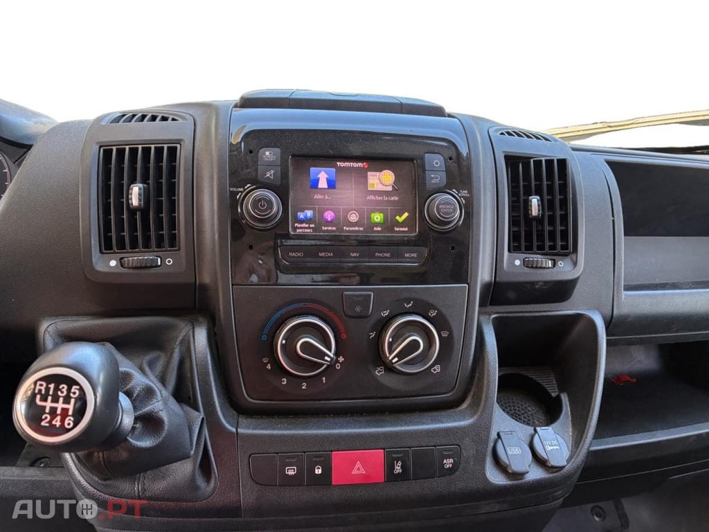 Peugeot Boxer 2.0 BlueHDi 333 L2H2 Asphalt