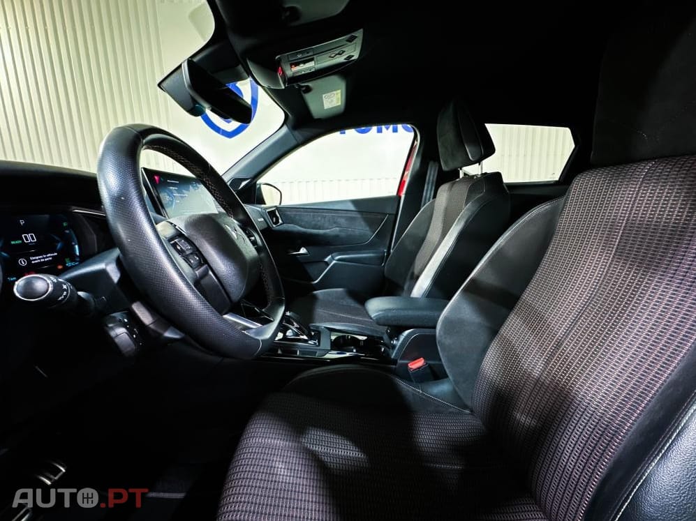 DS DS3 Crossback E-Tense Performance Line +
