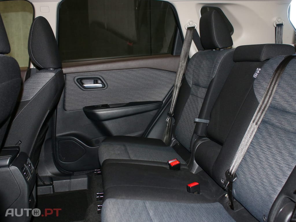 Nissan X-Trail 1.5 e-Power N-Connecta 7L e-4force