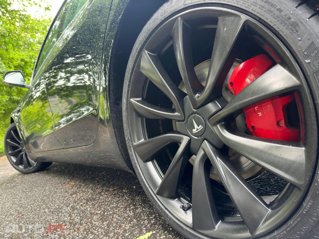 Tesla Model 3 Performance Dual Motor AWD