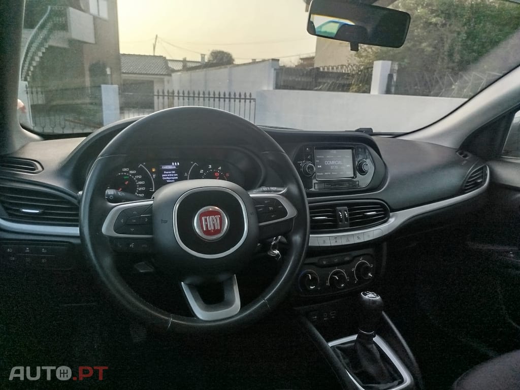Fiat Tipo 1.3 M-Jet Easy