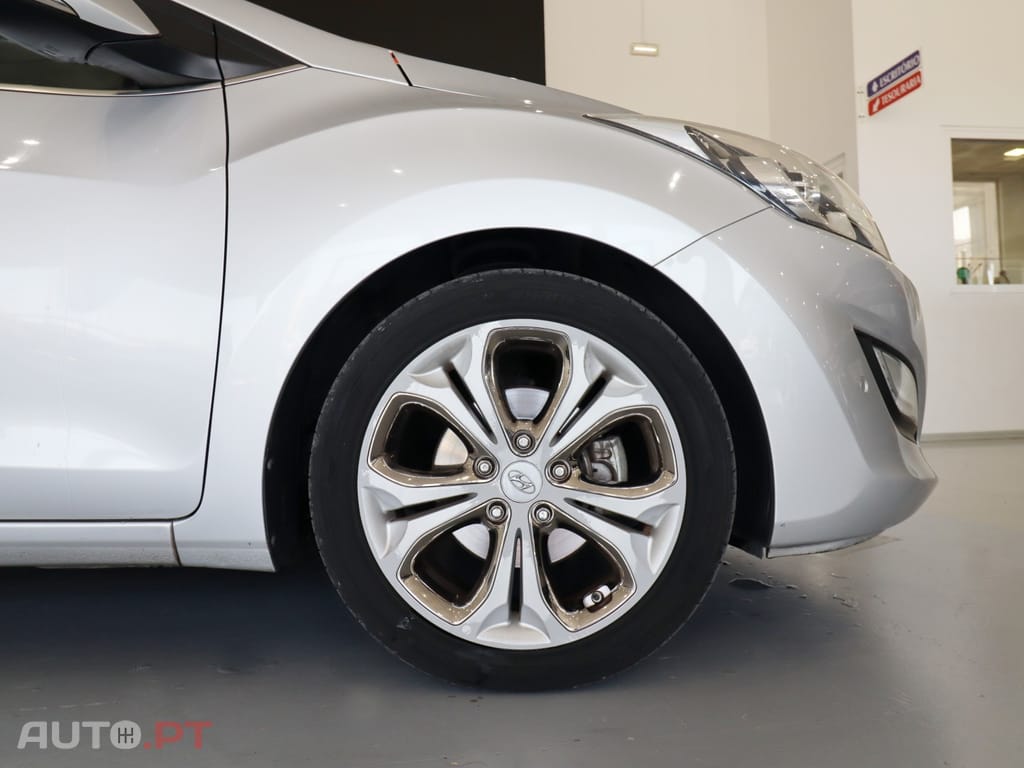 Hyundai i30 1.6 CRDi STyle J17