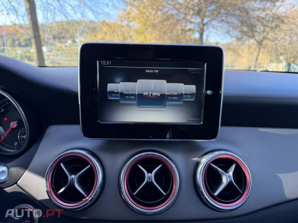 Mercedes-Benz CLA 180 d Shooting Brake Urban Aut.