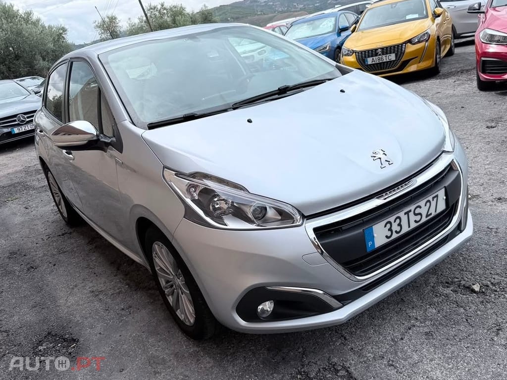 Peugeot 208 1.6 BlueHDi Style