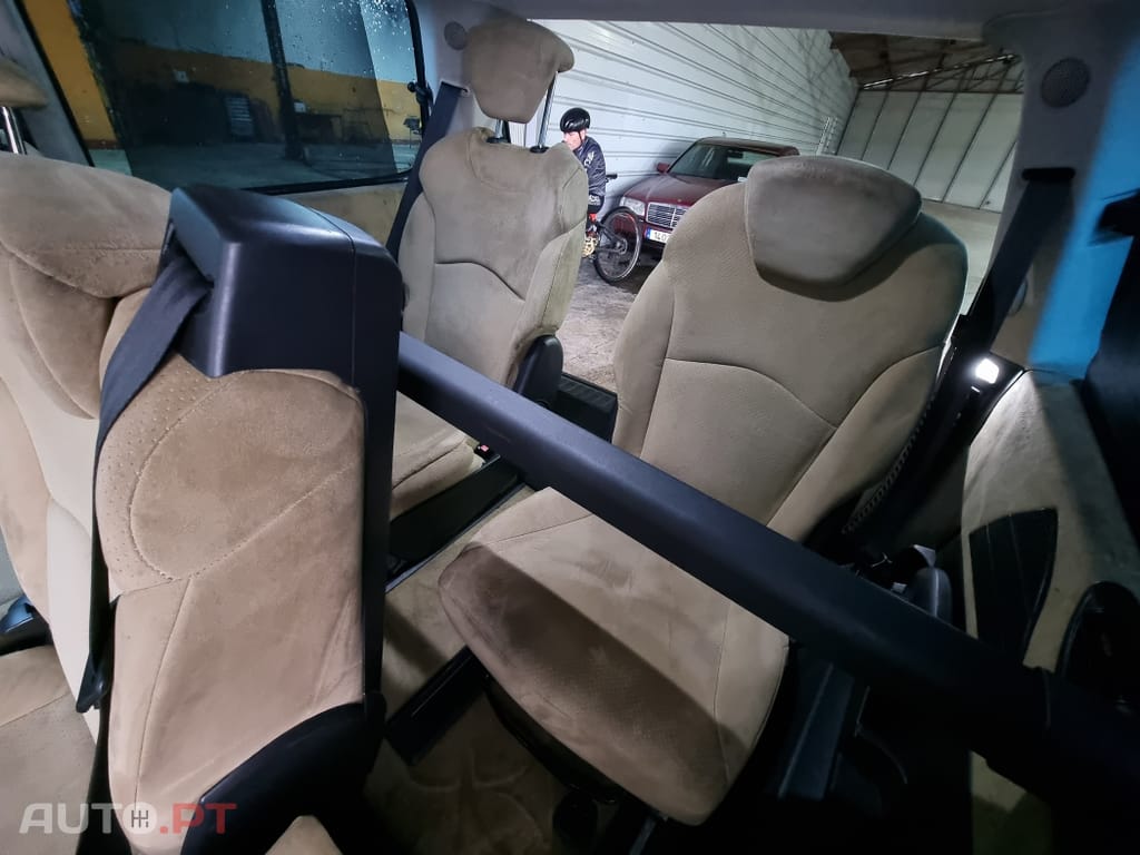 Lancia Phedra 2.2 JTD